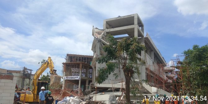 Wagub Riza Bakal Minta Kepastian Penyebab Ambruknya Bangunan SMA 96 Jakarta