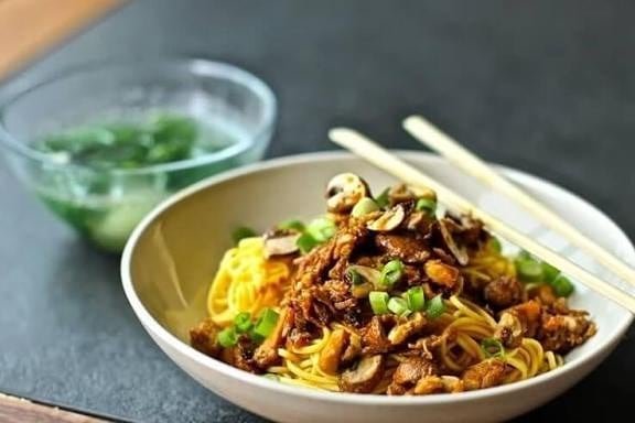 mie ayam solo