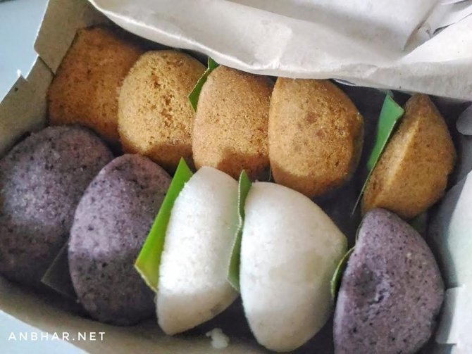 kue tradisional khas sulawesi selatan