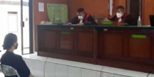 Kasus Istri Marahi Suami, Valencya Sampaikan Pembelaan di PN Karawang