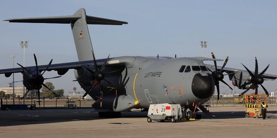 Menhan Prabowo Pesan 2 Pesawat Airbus A400M