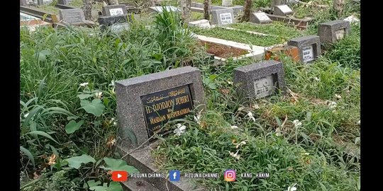 Jarang Ditengok Keluarga, Makam Haji Jojon Pelawak Senior Kondisinya Tidak Terawat