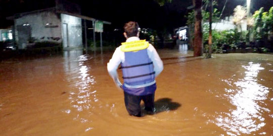 Banjir Landa 2 Kecamatan di Jember, Longsor Tutup Jalan Sepanjang 35 Meter