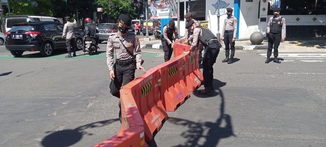 penyekatan jalan di kota bandung