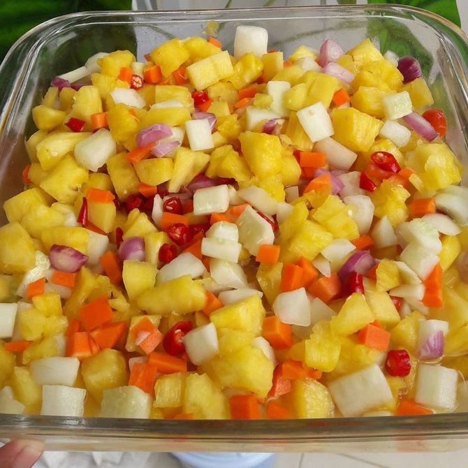 7 resep acar nanas segar cocok untuk camilan atau makanan pendamping