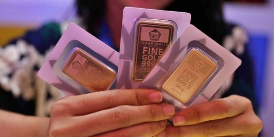 Harga Emas Hari ini Turun Rp6.000 Menjadi Rp947.000 per Gram