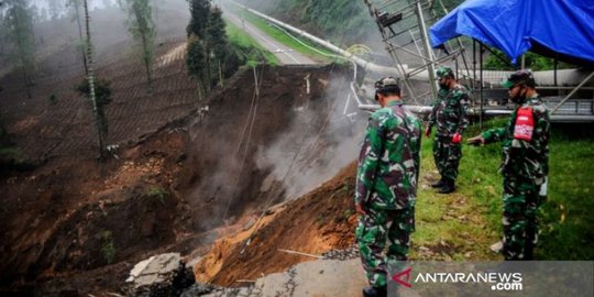 BPBD Garut Pastikan Longsor di Darajat Jauh dari Permukiman Penduduk