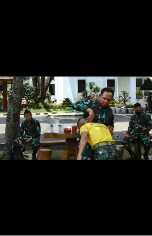 ketangguhan pangdam siliwangi ajari prajurit tni bela diri