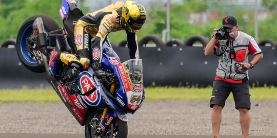 Toprak Razgatlioglu Rebut Juara Dunia WSBK 2021 di Sirkuit Internasional Mandalika