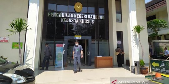 PN Bandung Tolak Praperadilan Tersangka Pinjol