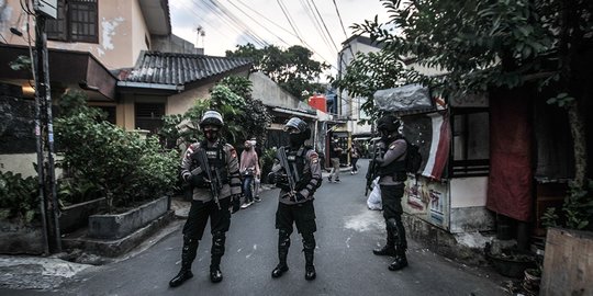 Polisi Ringkus Pria Pelaku Penyebar Pesan Ajakan Lawan Densus 88 di Bandung