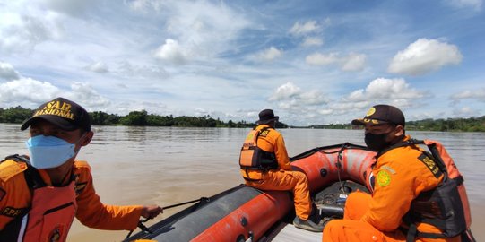 Bapak & Anak yang Tenggelam di Sungai Mahakam Ditemukan Meninggal