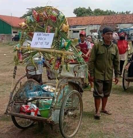 tukang becak di cirebon jadi kepala desa