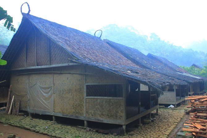 rumah adat baduy sulah nyanda