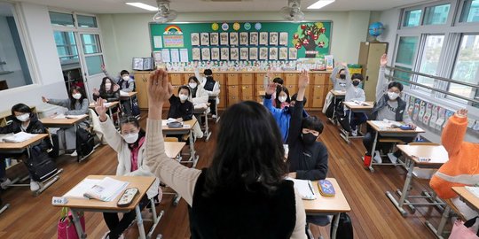 Korea Selatan Buka Kembali Sekolah dengan Kapasitas Penuh di Setiap Kelas