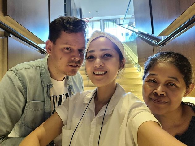 resmi menikah ini potret jeffrey suami gracia indri