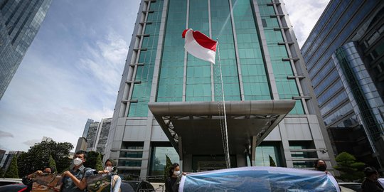 Aktivis Lingkungan Gruduk Kantor BPJS Ketenagakerjaan