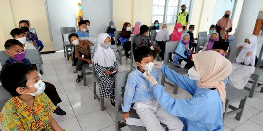 Penelitian Terbaru Ungkapkan Pakai Masker Efektif Kurangi Kasus Covid-19 hingga 53%