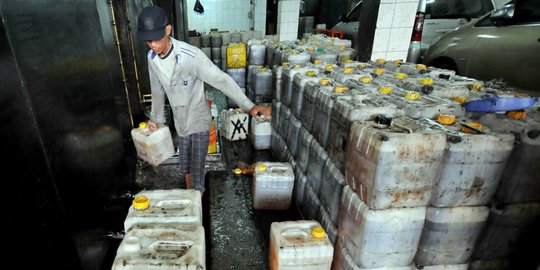 Siap-Siap, Penjualan Minyak Goreng Curah Dilarang Mulai 1 Januari 2022