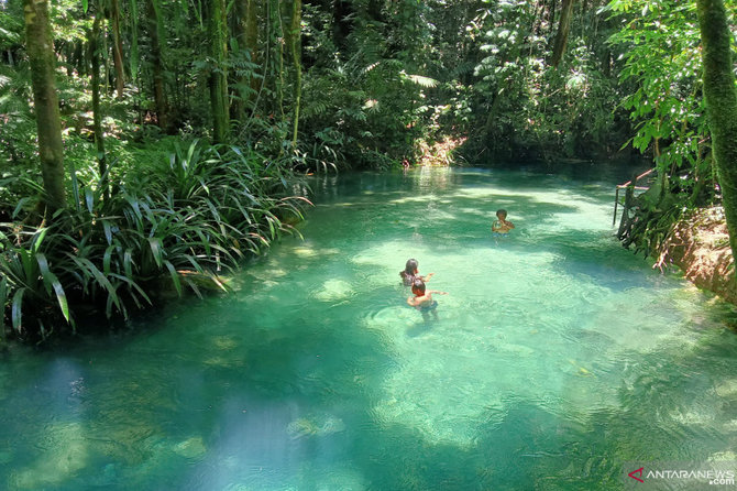 kali biru raja ampat