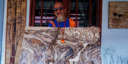 Menilik Seni Lukis dari Pelepah Pisang, Bernilai Jual Tinggi