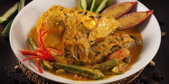 9 Resep Masakan Kepala Ikan ala Rumahan, Praktis dan Tidak Amis