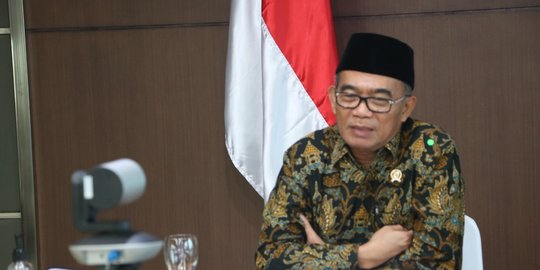 Menko PMK Ajak Umat Kristiani Waspadai Covid-19 Jelang Natal