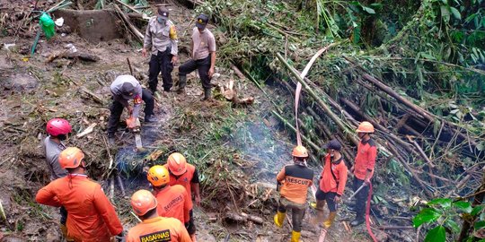 Satu Korban Tertimbun Tanah Longsor Ditemukan Meninggal Dunia