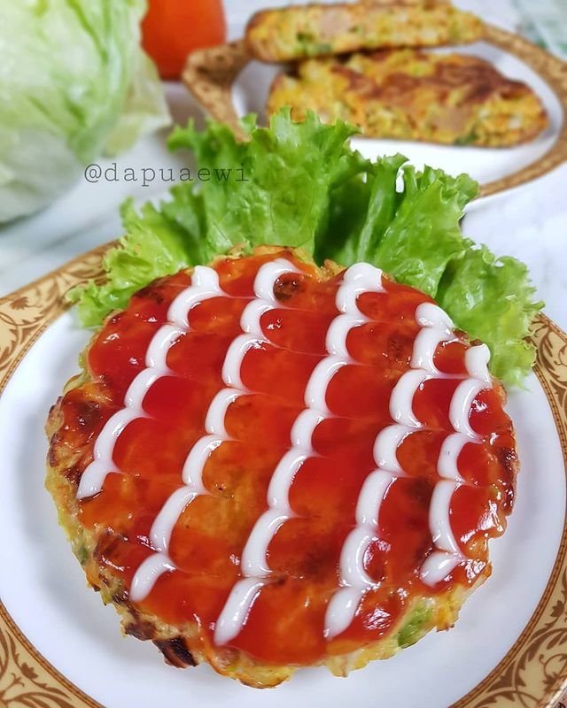 8 resep okonomiyaki gurih dan lezat camilan khas jepang menggugah selera