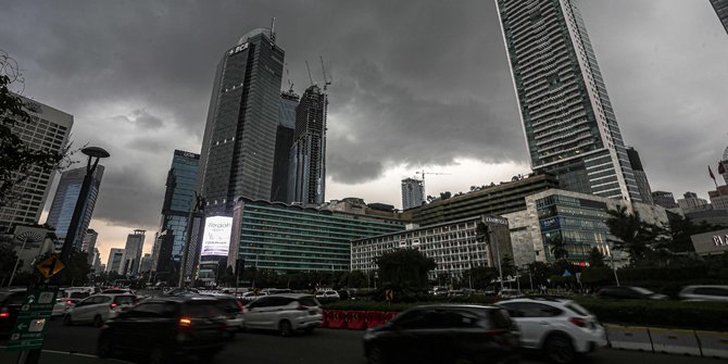 Cuaca Jakarta Hari Ini, Waspada Hujan Disertai Petir | Merdeka.com