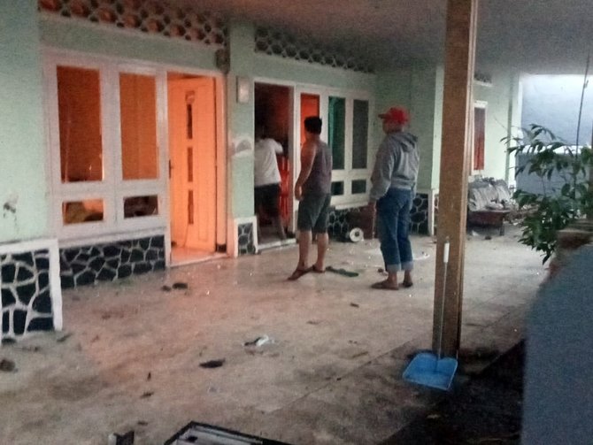 penyerangan 2 asrama mahasiswa di makassar