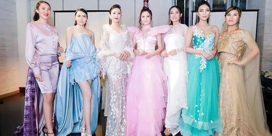 Potret Ibu Kombes Cantik Heni Tania di Acara Fashion Show, Pesan Ditulis Ngena Banget