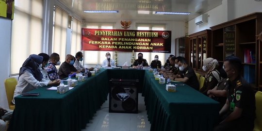 Dua Korban Pelecehan Seksual Pengurus Gereja di Depok Terima Restitusi Rp18 Juta