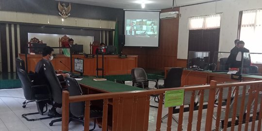 Sidang Penipuan Investasi Rp84,9 M di Riau, Hakim Tolak Permintaan Bebas 5 Terdakwa