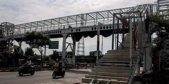 Progres JPO RPTRA Kalijodo yang Ramah Disabilitas
