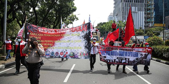 Anggota DPR Minta Pemerintah Tidak Buat Tafsir Sendiri Putusan MK Soal UU Cipta Kerja