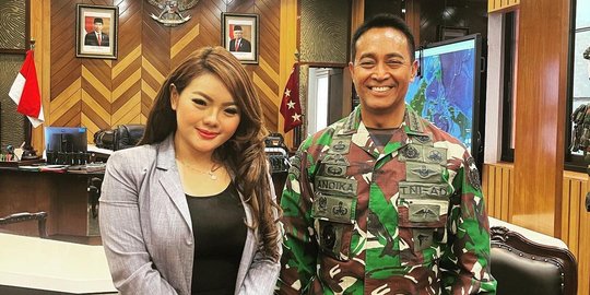 Sosok Hillary Brigitta, Anggota DPR Cantik Colek Kasad Minta Dikawal Prajurit TNI