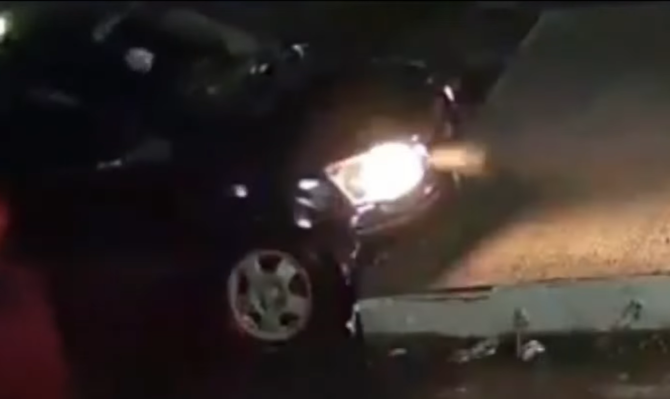 proyek pengecoran jalan di cililin bandung barat sebabkan kecelakaan