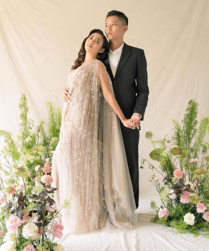 jelang pernikahan ini 5 potret prewedding winona adik nikita willy bareng kekasih