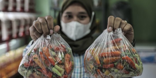 Bank Indonesia: Minyak Goreng dan Cabai Rawit Sumbang Inflasi Desember 2021