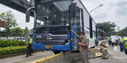 Pemprov DKI Gandeng KNKT Audit Rentetan Kecelakan Bus TransJakarta