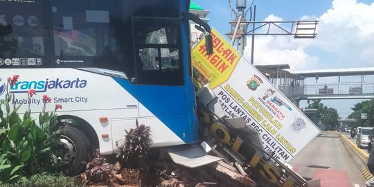 DPRD DKI: Jika Bus TransJakarta Bermasalah, Direksi Lebih Baik Diganti