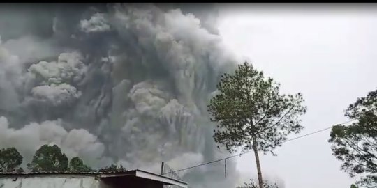 Kemenkes: 45 Orang Alami Luka Bakar Akibat Erupsi Gunung Semeru