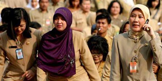 Peran Utama PNS Wanita dalam Pembangunan Nasional