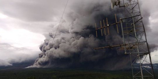 Warga Diminta Waspada, PVMBG Ungkap Potensi Bahaya Pasca Erupsi Gunung Semeru