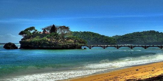 7 Wisata Pantai Malang yang Indah dan Memesona, Wajib Mampir