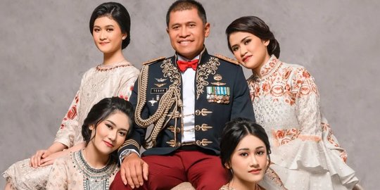 Mengenal 4 Putri Mayjen TNI Teguh Pudjo, Cantik dan Berprestasi