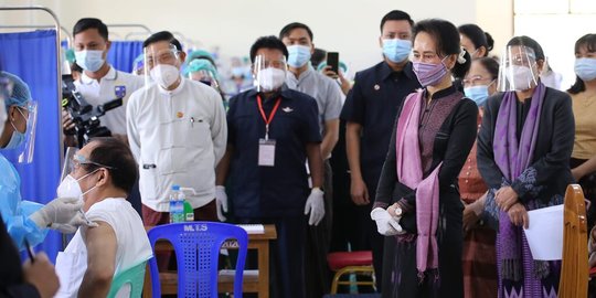 Aung San Suu Kyi Dihukum Empat Tahun Penjara