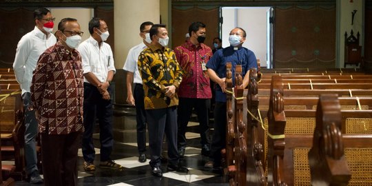 PPKM Level 3, Jemaat Ibadah Natal di Katedral Jakarta Dibatasi 40% dan Daftar Online