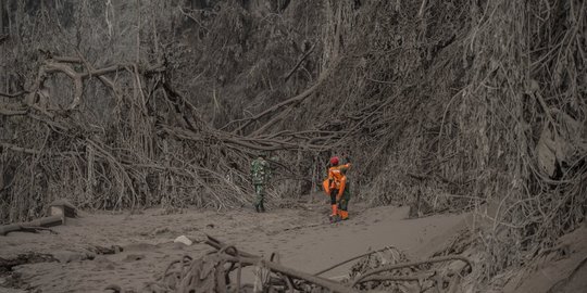 Belajar dari Semeru, Ganjar Minta Warga Sekitar Gunung Merapi Waspada